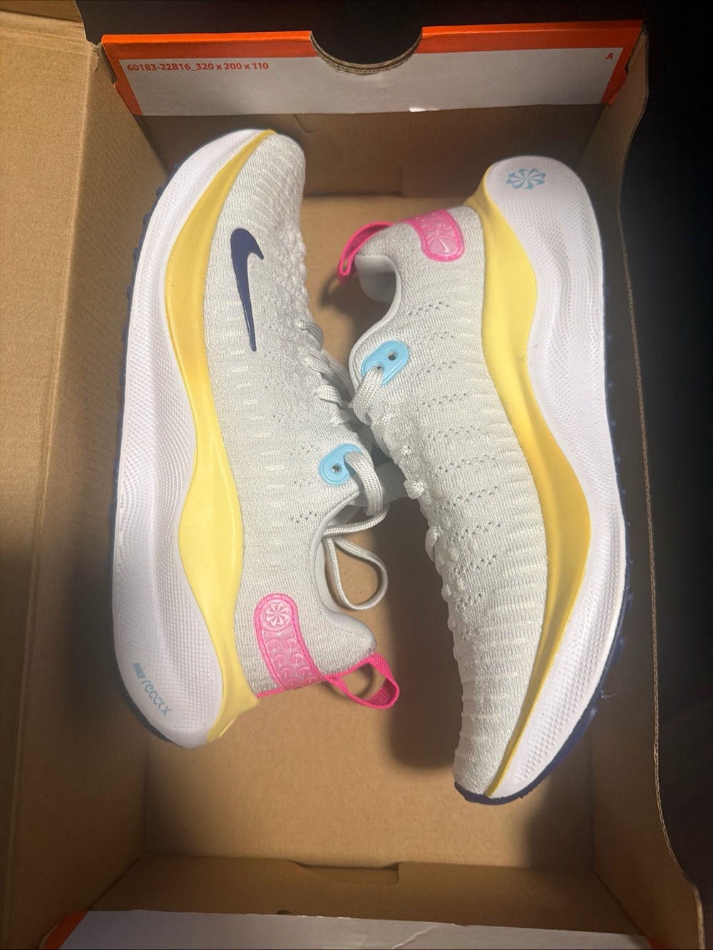 Nike ReactX Infinity Run 4 Women Sz 7 DR2670-009 Running Shoes Gray Pink Yellow